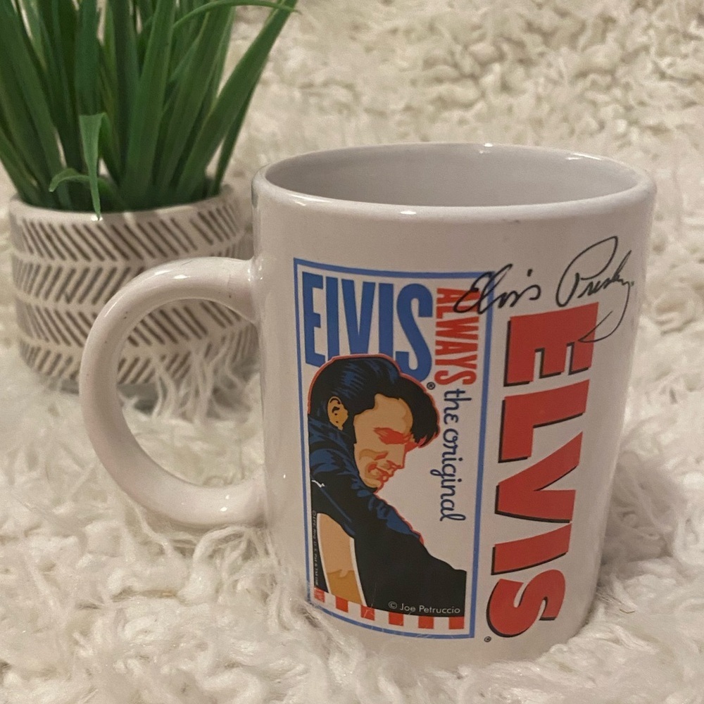 50%offw❤️ ELVIS PRESLEY Signed Hot Coffee/Chocolate Mug Cup flaw